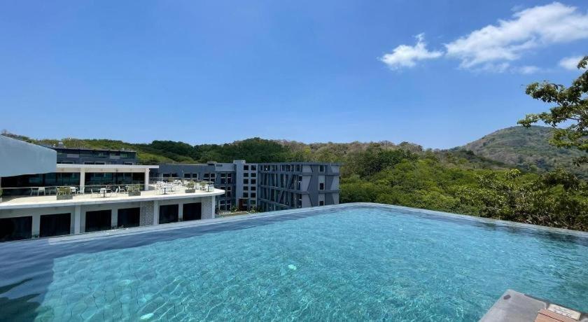 Utopia Naiharn Nai Harn Exterior foto